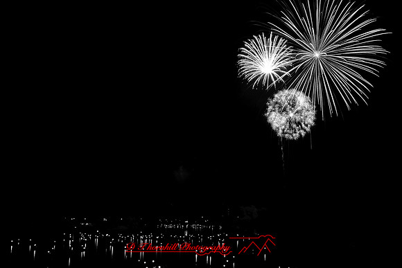 saginaw-fireworks-infrared-2011_10-02