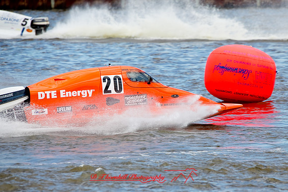 river-roar-friday-2009_008.jpg