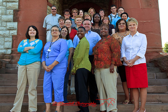 hoyt-workers-group-shot-2009_20.jpg
