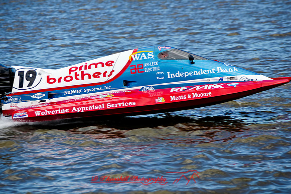 river-roar-fox-racing-2009_11.jpg