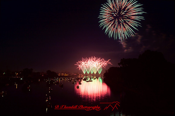 saginaw_fireworks_2007-01