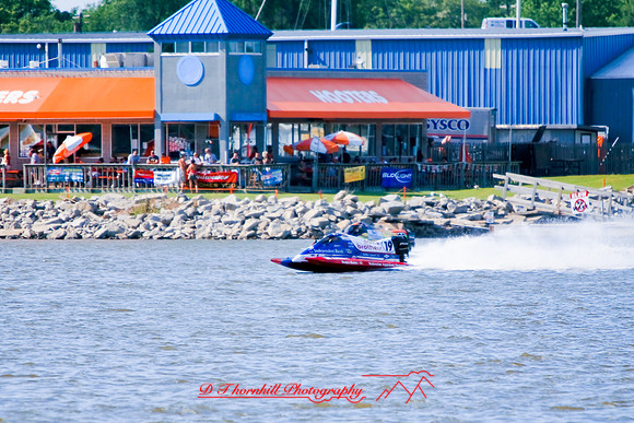 river_roar-fox_racing-2008_11.jpg