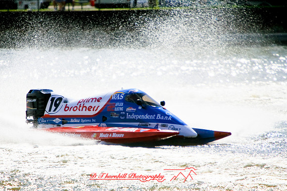 river_roar-fox_racing-2008_07.jpg