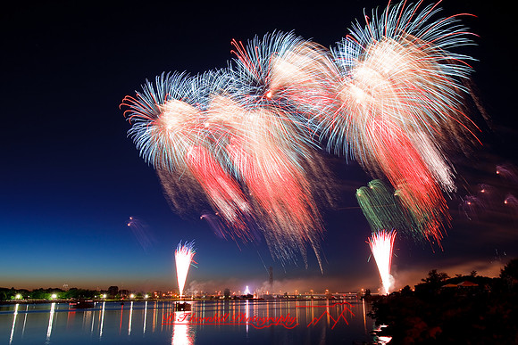 bay-city-fireworks-2010_25