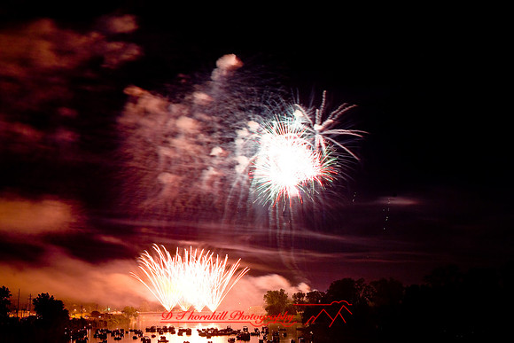 saginaw_fireworks-2008_10