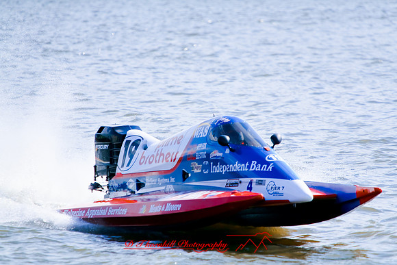 river_roar-fox_racing-2008_13.jpg