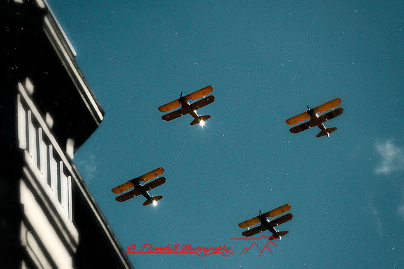 stearman-fly-in-2011-06-nas