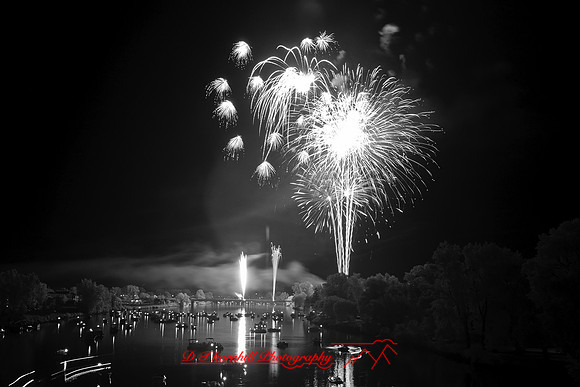 saginaw-fireworks-infrared-2011_10-17
