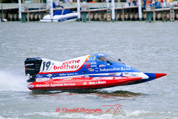 river_roar-fox_racing-2008_39.jpg