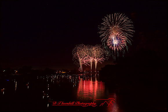 saginaw_fireworks_2007-11