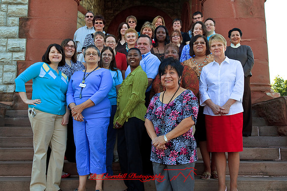 hoyt-workers-group-shot-2009_40.jpg