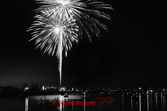 bay-city-fireworks-infrared-2011-08-nik