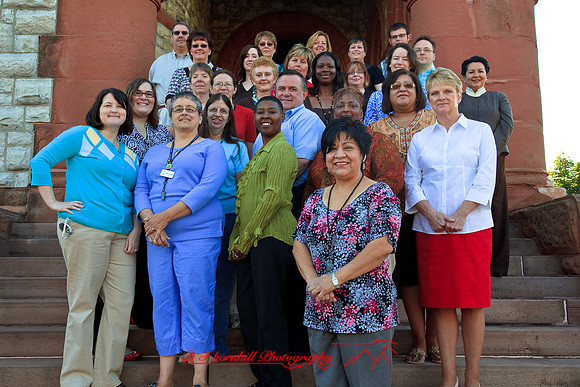 hoyt-workers-group-shot-2009_39.jpg