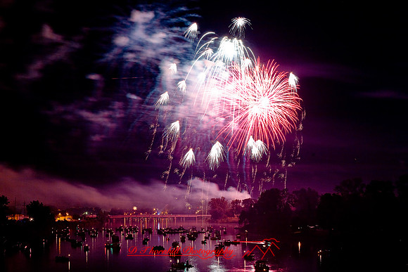 saginaw_fireworks-2008_14