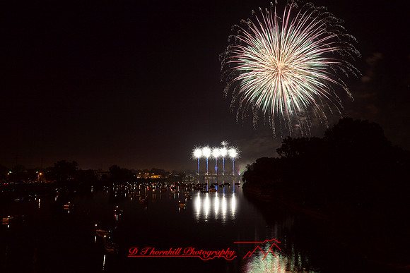 saginaw_fireworks_2007-15