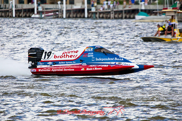 river-roar-fox-racing-2009_36.jpg