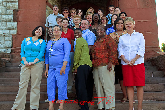 hoyt-workers-group-shot-2009_25.jpg