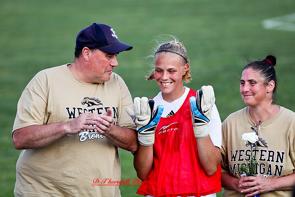 jghs-js-seniors-2012-022