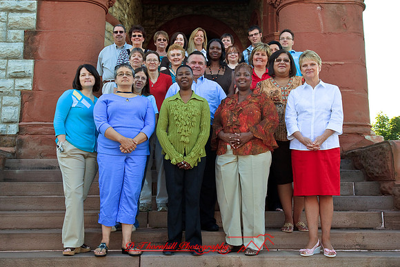 hoyt-workers-group-shot-2009_16.jpg