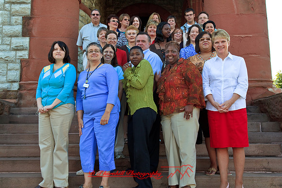 hoyt-workers-group-shot-2009_24.jpg