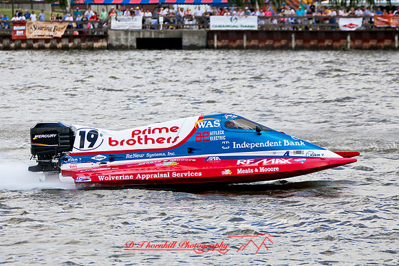 river-roar-fox-racing-2009_46.jpg