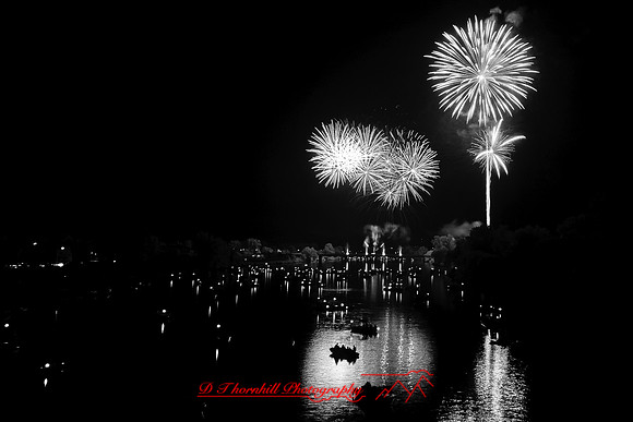 saginaw-fireworks-infrared-2011_10-04