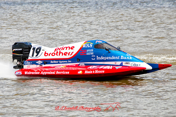 river-roar-fox-racing-2009_41.jpg