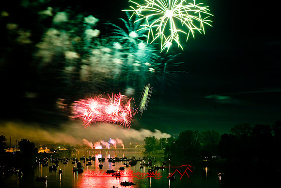 saginaw_fireworks-2008_17