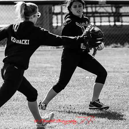 meg sofball 2022.05.23 - 027