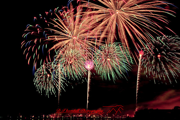 bay-city-fireworks-2009_34.jpg