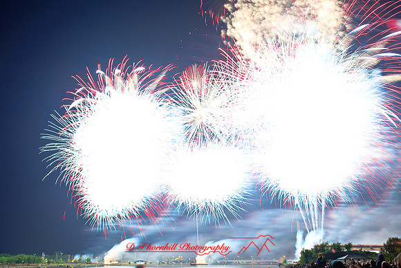 bay-city-fireworks-2009_57.jpg