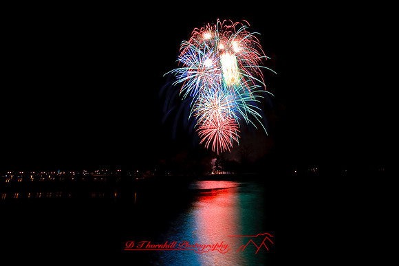 fireworks-christmas-2008_02.jpg