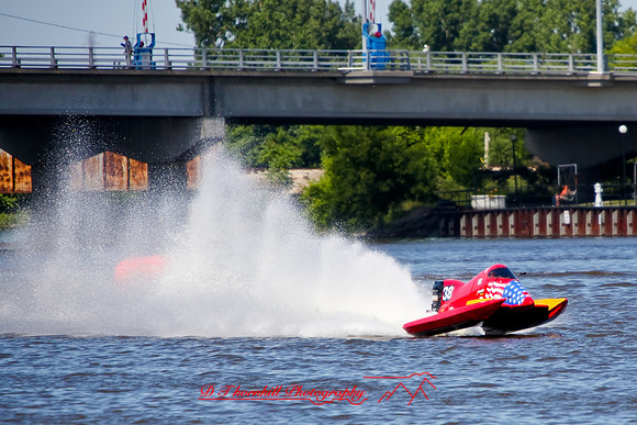 river-roar-friday-2009_071.jpg
