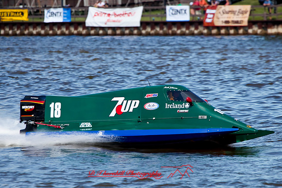 river-roar-friday-2009_075.jpg