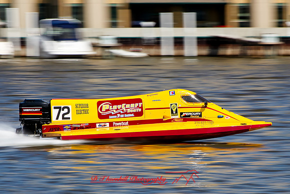 river-roar-friday-2009_061.jpg