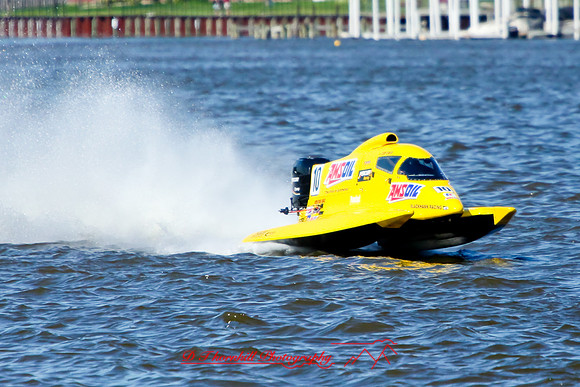river-roar-friday-2009_088.jpg