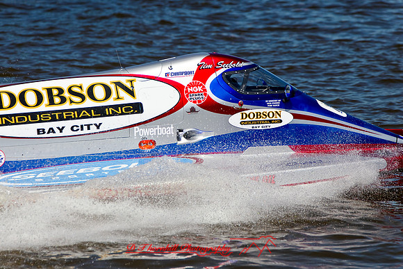 river-roar-friday-2009_072.jpg