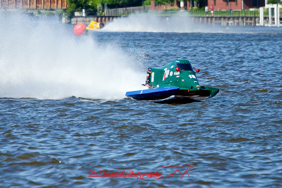 river-roar-friday-2009_084.jpg