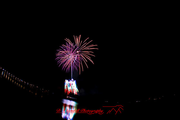 fireworks-christmas-2008_06.jpg