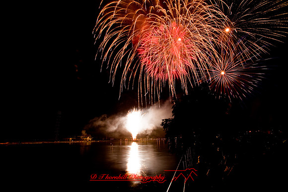bay_city_fireworks-2008_06