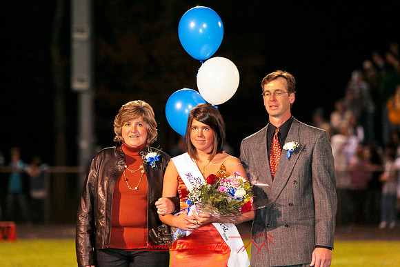 jghs-football-homecoming-2008_021
