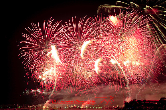 bay-city-fireworks-2009_56.jpg