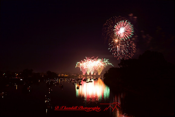 saginaw_fireworks_2007-02
