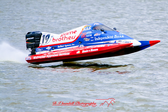 river_roar-fox_racing-2008_35.jpg