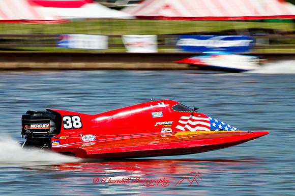 river-roar-friday-2009_059.jpg