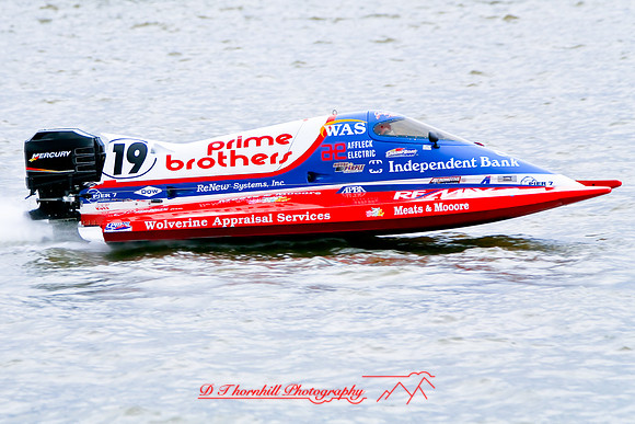 river_roar-fox_racing-2008_45.jpg