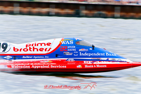 river_roar-fox_racing-2008_41.jpg