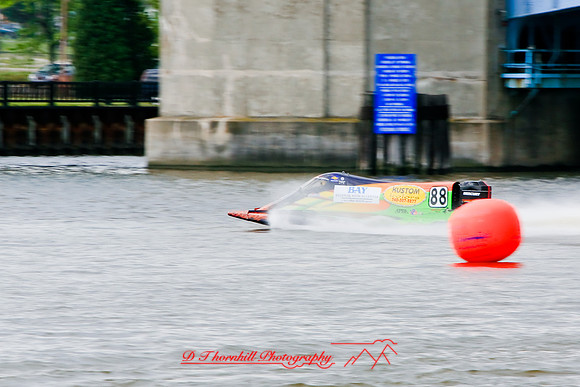 river_roar-saturday-2008_29.jpg
