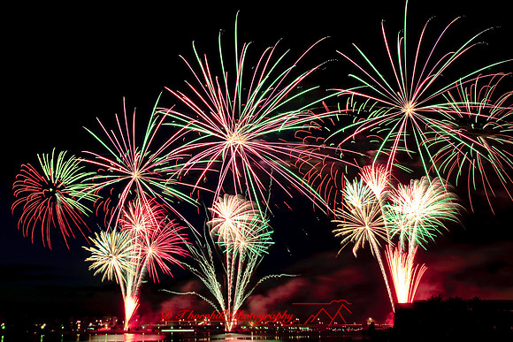 bay-city-fireworks-2009_30.jpg